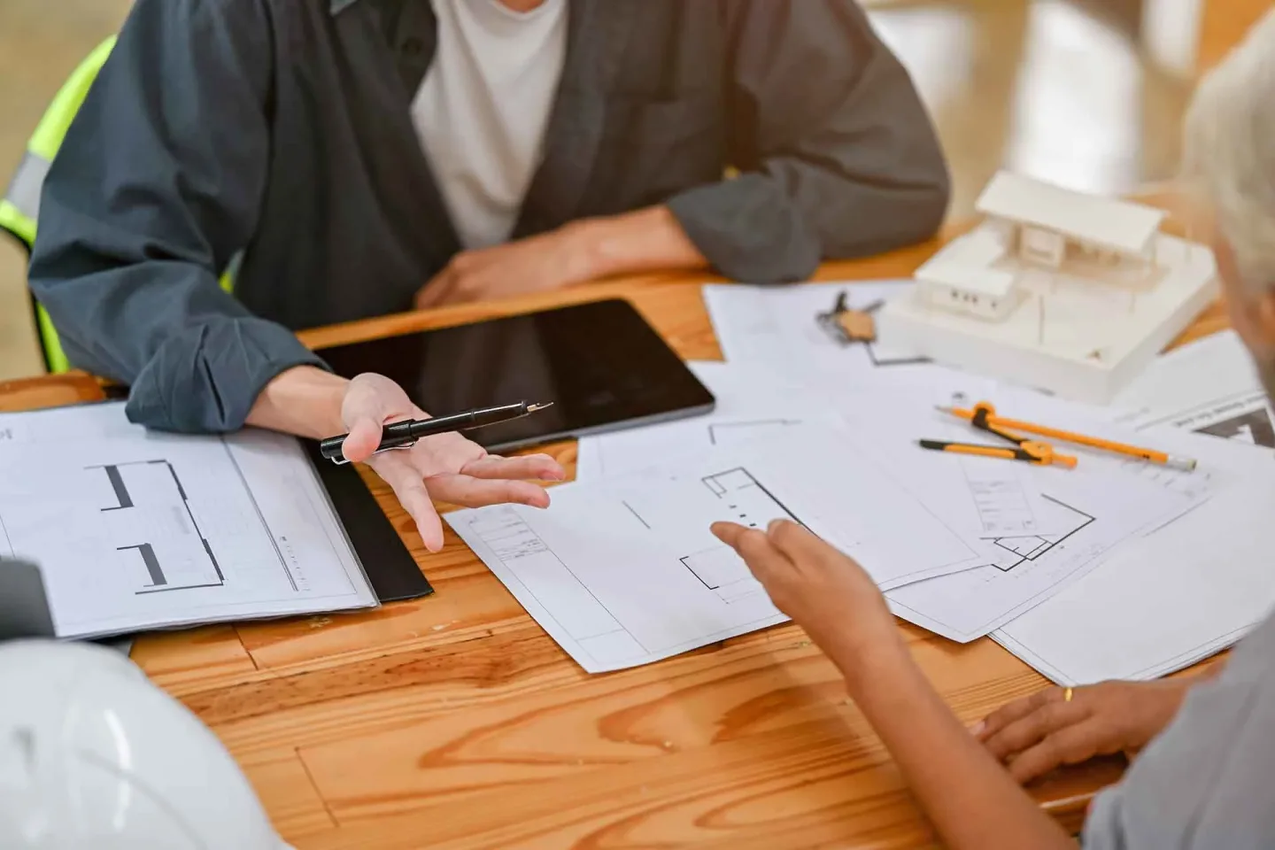 Konsultasi desain rumah bersama LivinTech